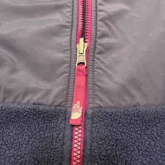 The North Face Girls Denali Navy Blue Fleece Jacket W/ Purple Zipper - Picture 7 of 7